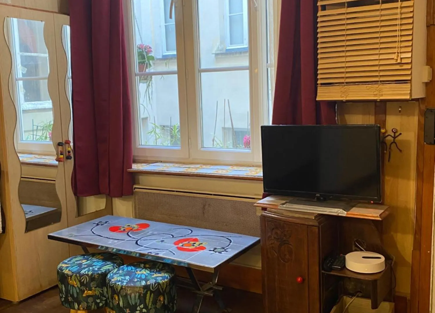 Petit Appartement Au Coeur De Paris